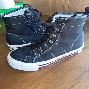 Women's TOMMY HILFIGER TW Hero SS Black Canvas Sneakers Size 9.5 M 25